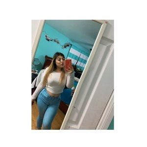 Meet your Posher, Evelyn